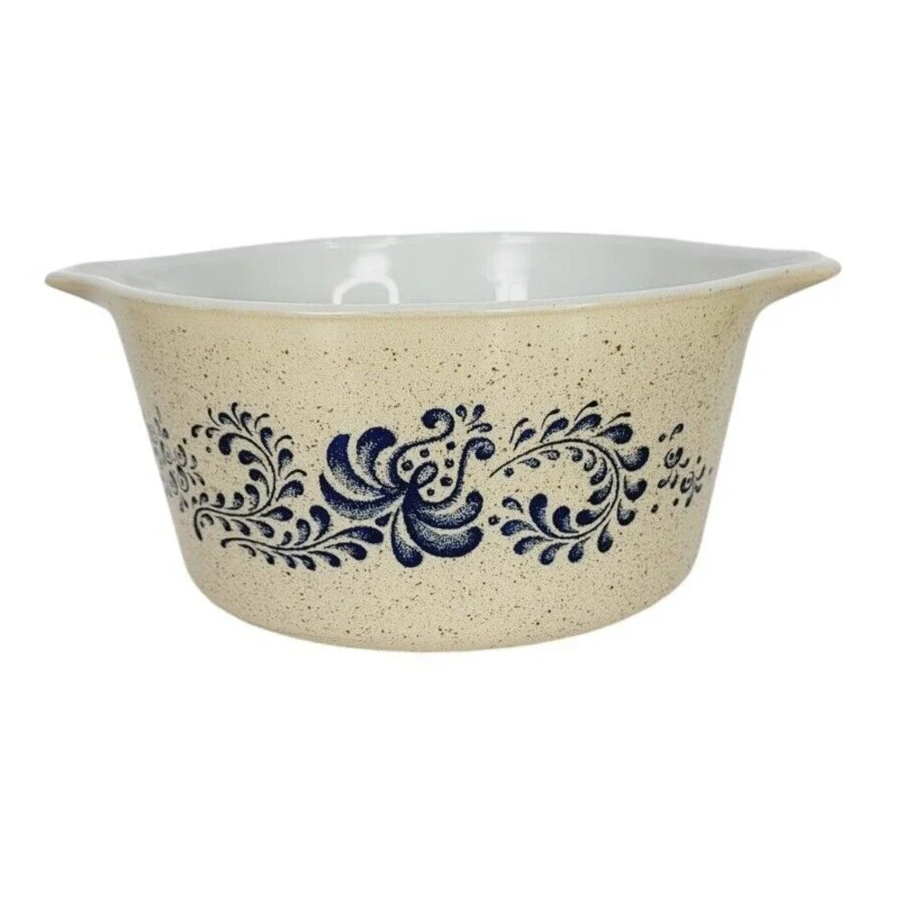 Vintage 70s Pyrex 